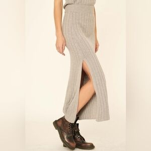 Promesa Sweet Simplicity Rib-Knit Midi Sweater Skirt In Heather Grey, Size Small